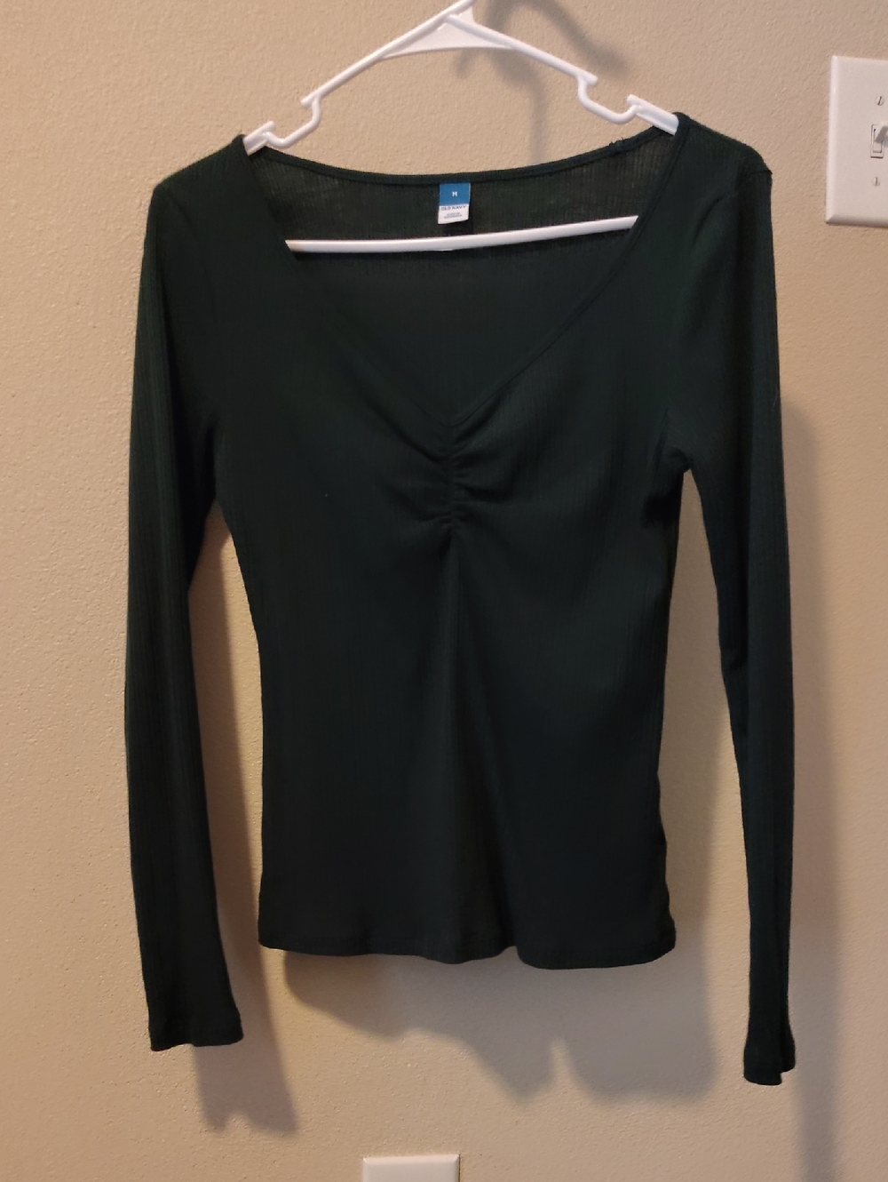 Old Navy Long Sleeve Ruched V-Neck Top - Dark Green